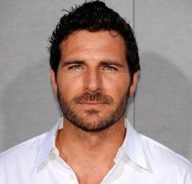 Ed Quinn Bio, Age, The Oval, Family, Wife, Height, Net Worth